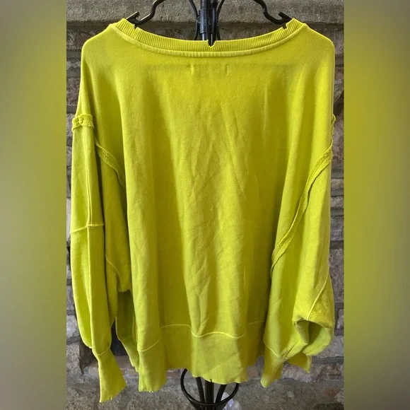 (NWT) Free People We The Free Acid Lime Oversized Sweatshirt Medium - Picture 4 of 4